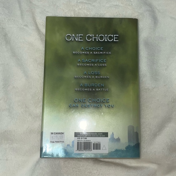 INSURGENT BOOK HARD COVER by Veronica Roth - Picture 5 of 5